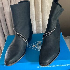 John Fluevog Black Zipper Ankle Boots - Women's Fashion Boot